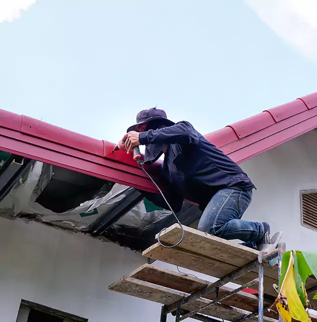 Expert Gutter and Roof Repair: Keeping Racine Properties Dry and Protected