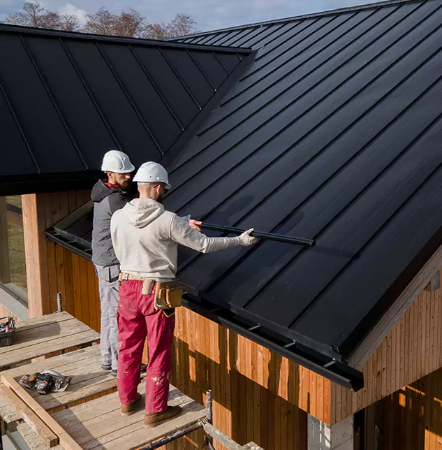 Racine Roofing Pro Delivers Reliable Tin Roofing Solutions Across in Racine, WI
