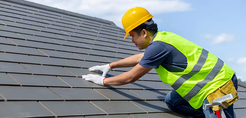 Professional Hail Damage Roof Repair Services in Racine, WI