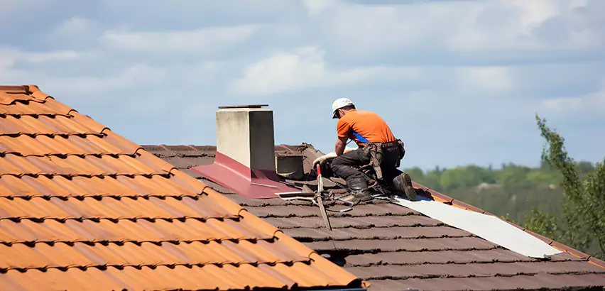 Cedar Roof Maintenance in Racine