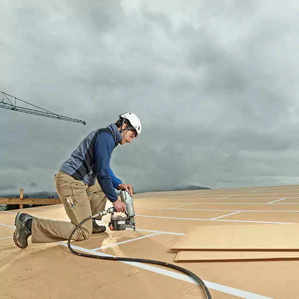 Why Racine Business Owners Choose Racine Roofing Pro for Roof Replacement?