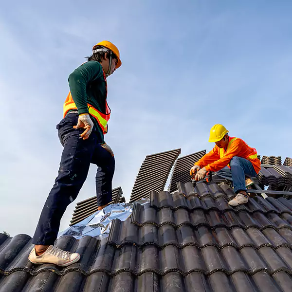 Why Racine, WI Property Owners Trust Racine Roofing Pro for Emergency Roof Repair?