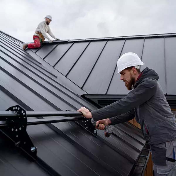 Why Racine Property Owners Choose Racine Roofing Pro for Metal Roof Repair?