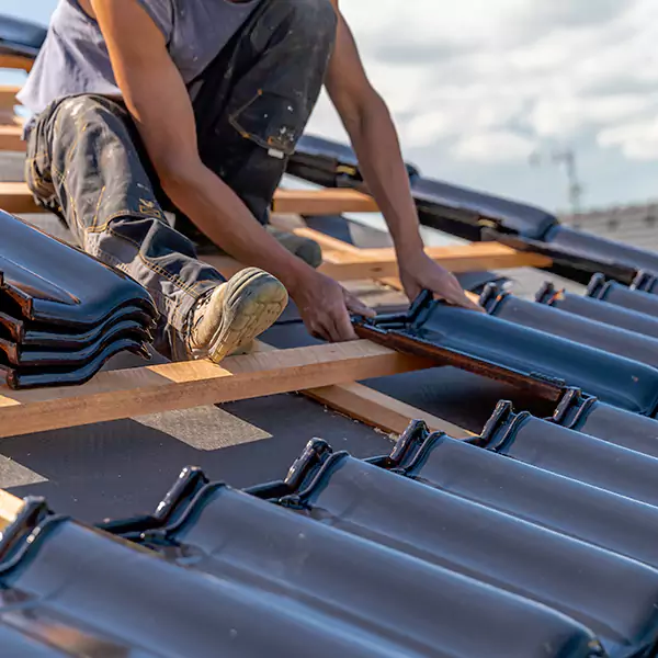 Why Racine Homeowners Choose Racine Roofing Pro for Roof and Gutter Repair?