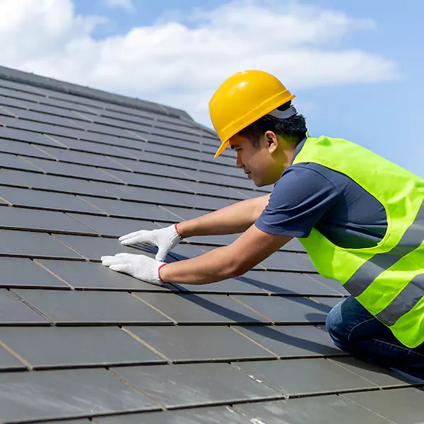 Why Racine Homeowners Choose Racine Roofing Pro for Standing Seam Metal Roofing Service?